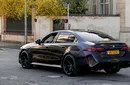 Asta înseamnă să faci bani la arabi. A plătit 164.000 de euro pe un BMW nou și tot i-au rămas 110.000 de euro din salariul pe o zi