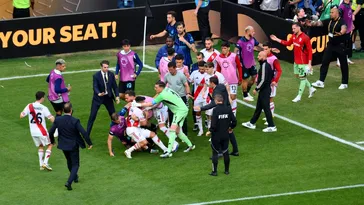 Cristi Chivu s-a pus în fața agresorului. Sprint de 60 de metri la Inter – River Plate pentru a-l scăpa pe fotbalist de bătaie