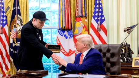 Trump răspunde dezvăluirii „bombă” a lui Musk despre dosarul Epstein. Avertisment pentru fostul aliat: „Va suporta consecințele”