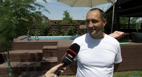 Cât a plătit un român pentru a-şi construi piscină în curte